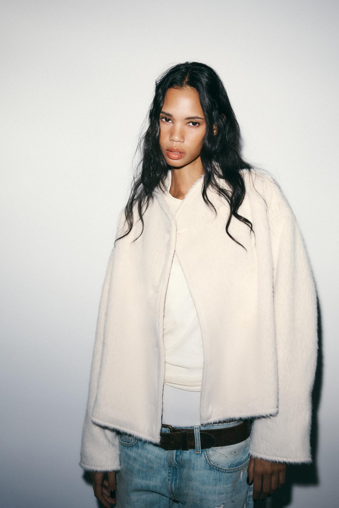 Chaqueta de pelo sintético con doble botonadura